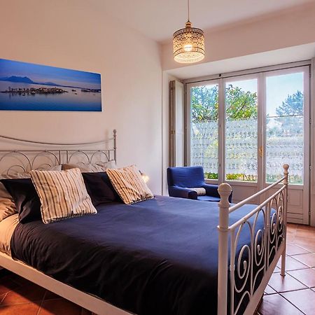 La Suite Del Castello Белджирате Екстериор снимка